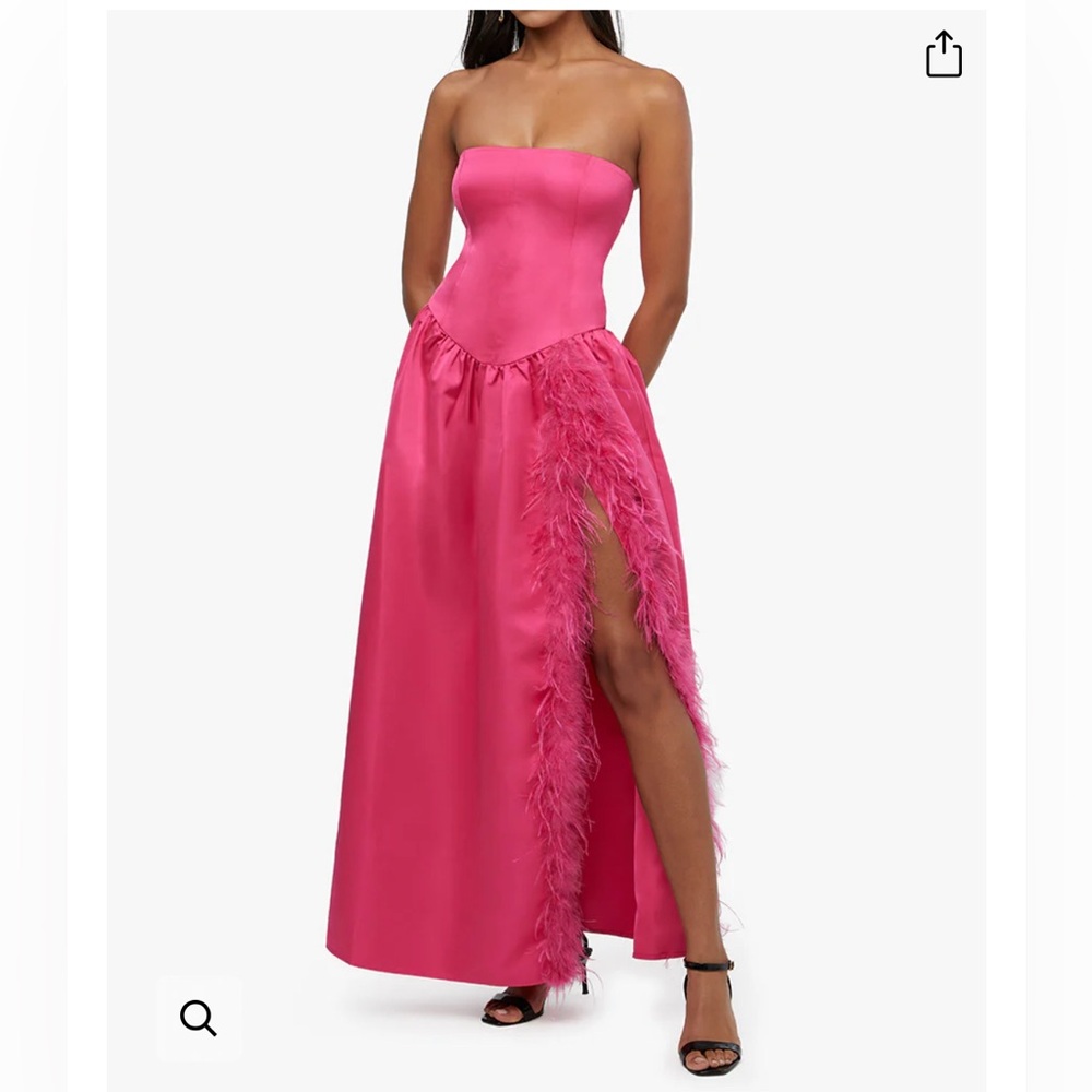 *NWT* WeWoreWhat Corset Feathered Gown